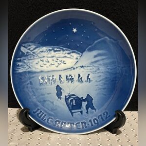1972 Bing & Grondahl Christmas Plate - Christmas in Greenland
